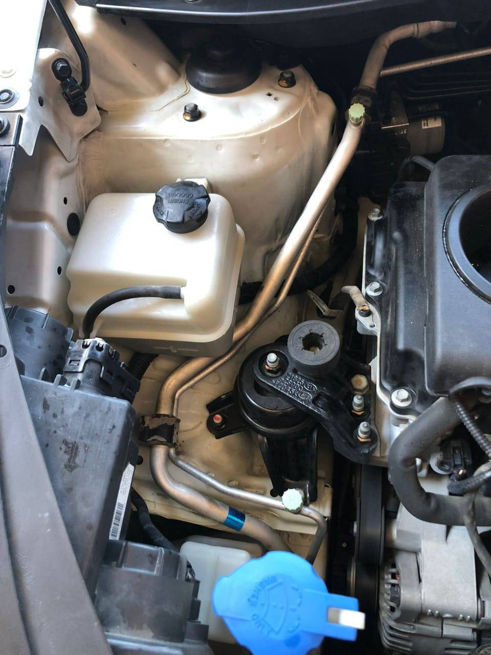 سلام عليكم سبورتج خليجي موديل 13 رقم بغداد الجديد باسمي وهزه جديده محرك 2000دوش 
بانوراما مري شفط اشاير بالمرايه يدات نيكل فور ويل لد نهاري ثلاجة تخم تاير كوري اصلي حساسات كامره بلاديه السياره نظيفة جداً تبريد ثلج حداديه جاهزه ماشيه 117
بيها قطعه وحده صبغ فقط باب الخلفي عكس السايق سونار موجود راسلني واتساب ادزلك سونارمكاني بغداد للاستفسار *********** السعر المطلوب 145
