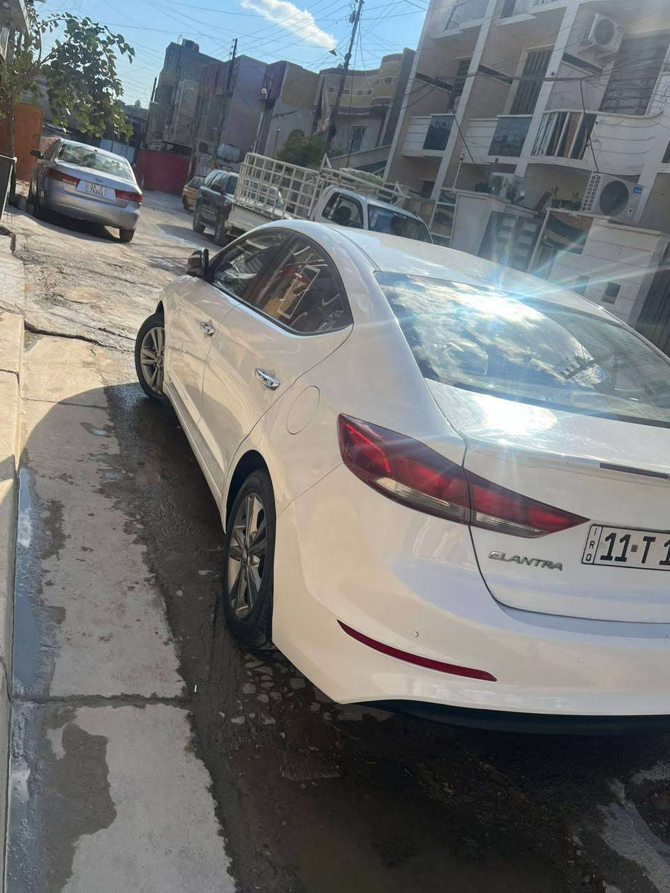 سلام عليكم النترة خليجي ابيض لون موديل 17 بسمي رقم بغداد جديد موجودة بغداد شعب سعر   رقم*********** سونار المندلاوي
