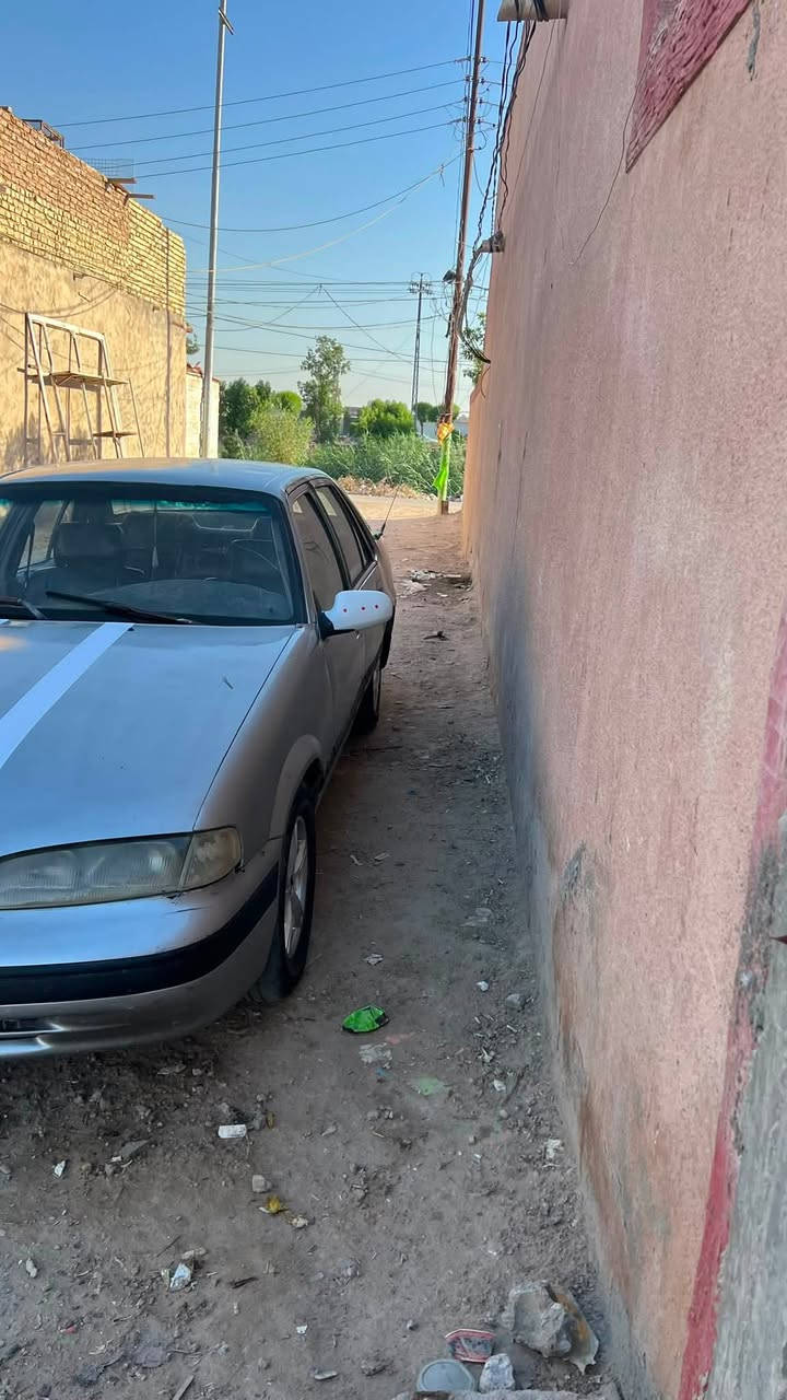 برنس فراشه مديل ٩٧ كير ومحرك حلوات كير وتو مسجل وسمعات دمام ترايها حلو رقمها نجف مكاني بابل الحله ابو غرق راعيها موجود يريد مداور 
سعرها ٢٢ ورقه و بيها مجال قليل رقم ***********
