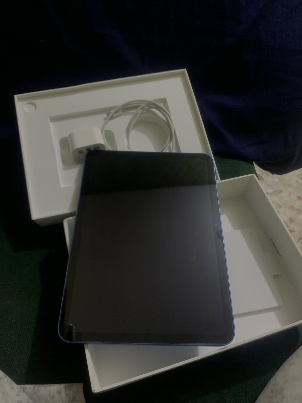 ايباد 11 16A.ايباد ما صالي مده من خذيته بعده بل ضمان بطاريه 100 مشحون 51  اخو الجديد نضافه 100 ذاكره128 
سعره 550 بي مجال قليل الي حاب يراسلني واتساب***********
