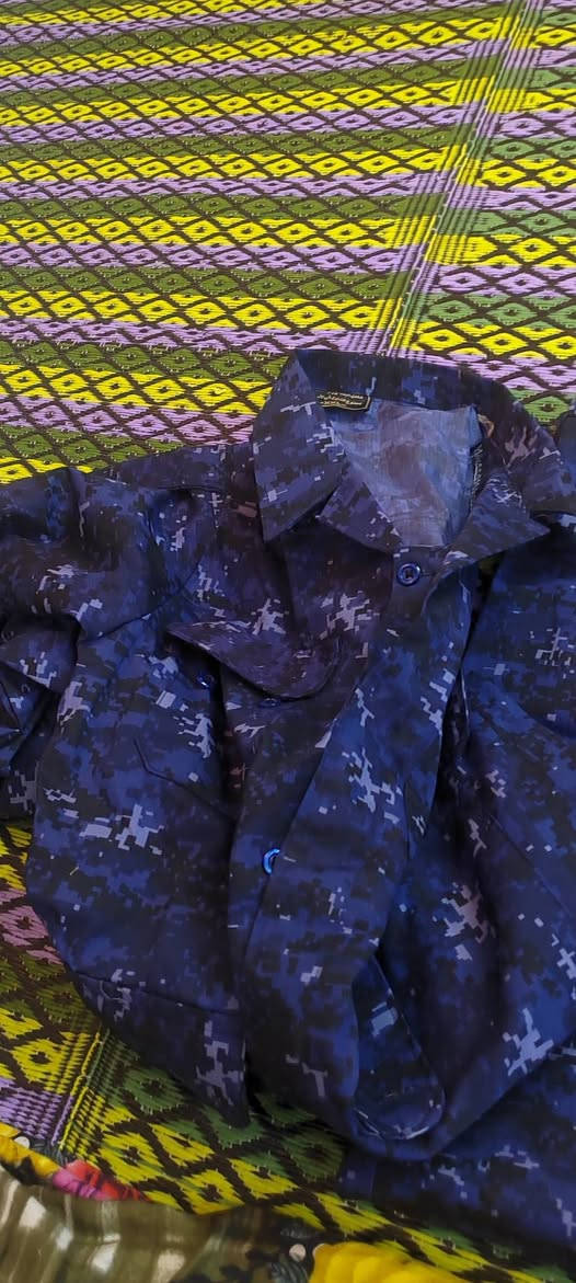 بدلتين اتحاديه وحده xL وحده xxL)  مع بسطال قيلس 43 سعرهن شلع 40 الف مكاني ساحه عدن الشراي يتفضل خاص


**إذا كنت صاحب هذا الإعلان وتريد حذفه لأي سبب، رجاءا أرسل رسالة إلى الدعم الفني**