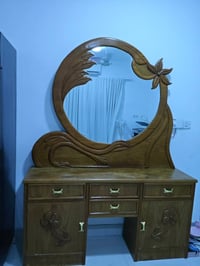 اغراض للبيع • غرفة نوم • ديكور