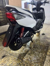 سكنس نثية دراجة مكينة بلادية ما مفتوحة كهربائيات كاملة  سلف هندر كلها ...