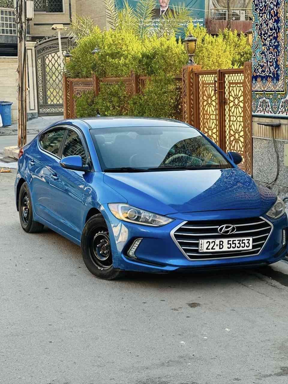 السلام عليكم 
السعر 119
النترا موديل 17 لون مميز بحري 
السيارة داخلة كلين صور امريكا مرفقة مع المنشور بيهة بارد فقط قبق  الجنطة باقي السيارة مكفولة 
محرك 2000دوش المرغوب 
المواصفات 
تحكم ستيرن جهتين 
مانع نزلاق 
نضام ايكو تقليل الوقوت 
كامرة خلفية دوارة 
شاشة جبيرة 
كشنات جلد 
حساسات جانبية 
وبعد بيهة هواي موتصفات 
رقم الهاتف *********** 
مكانهة بغداد
