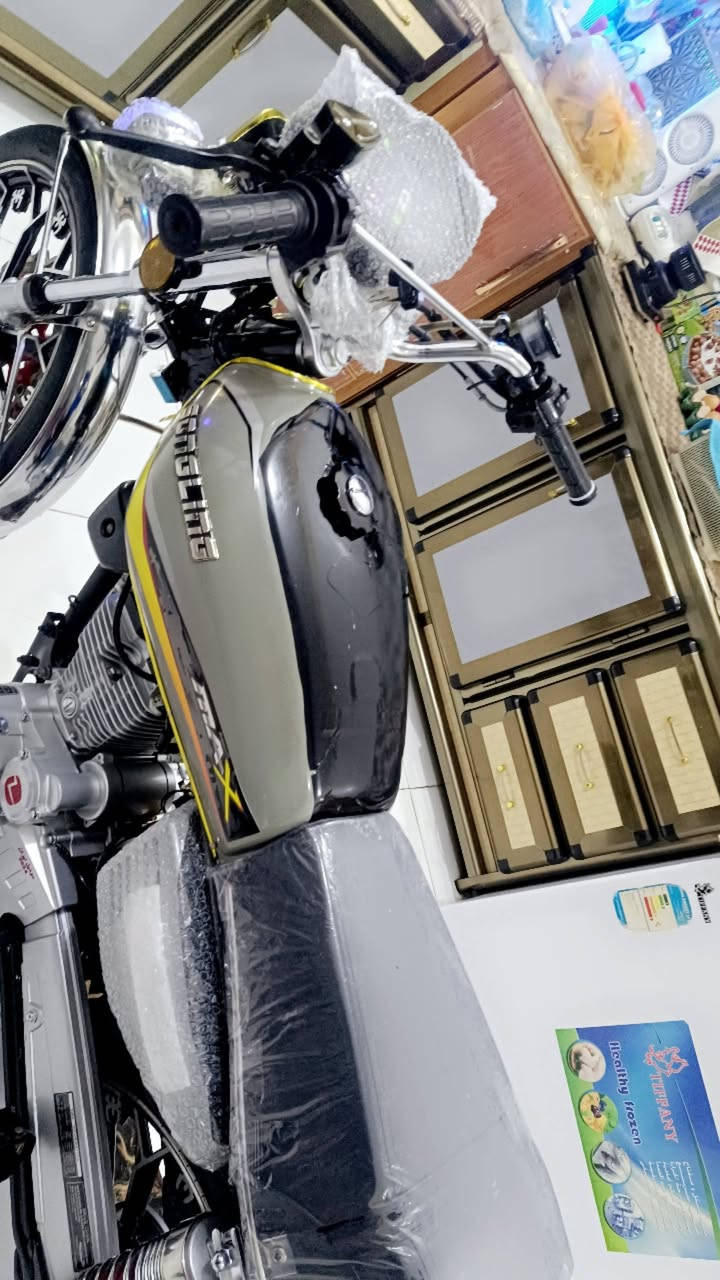 السلام عليكم سيفان موديل 2024طالعه بل 25 شرط دراجه جديده بعدها بل جيس لون مميزه سمنتي دشبول شاشه وسماعات بلاتوث التعرض مكينه 200 دراجه جديده بعد احله من الصوره اوراق مال وكيل 5اوراق الشراري يتصل مكاني حله شاوي يم فلكت غرفت التجاره السعر مال بيع 675 وهذا رقمي ***********
