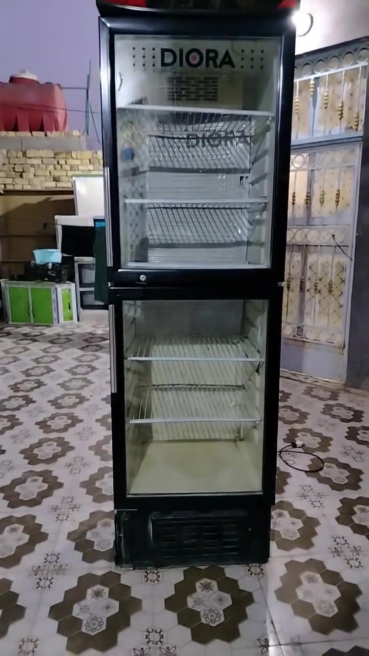 السلام عليكم براد عارضه نضيف حيل تبريده ثلج جبير السعر 300وبي مجال للشراي مكان بابل الحمزه الغربي ***********
