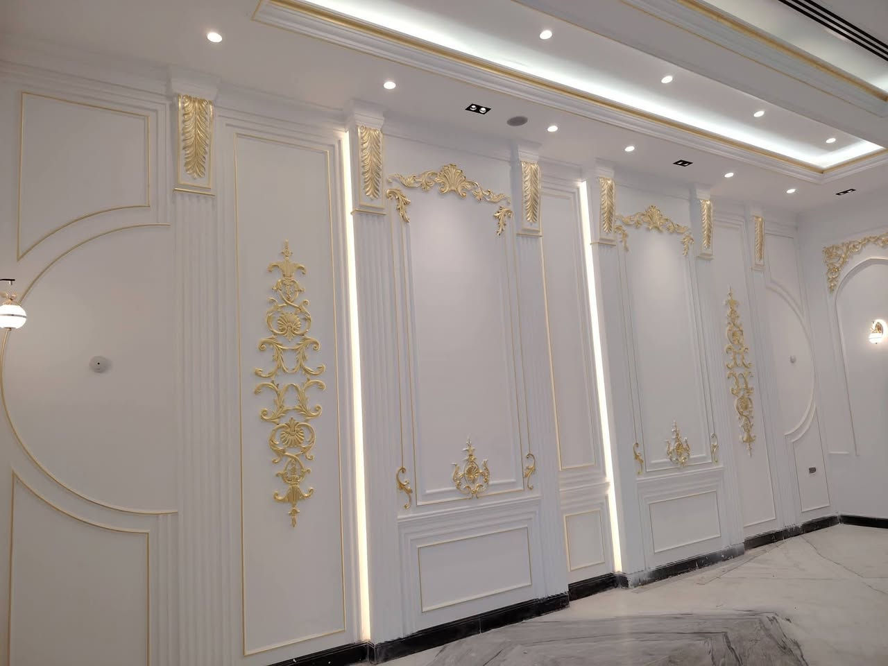 مساء الخير ♥️ 
💞مستعدون لعمل جميع انواع الديكورات  💐ديكور مع صبغ تصميم  مع التنفيذ *********** 
اتمنى ان ينال اعجابكم ❤️

