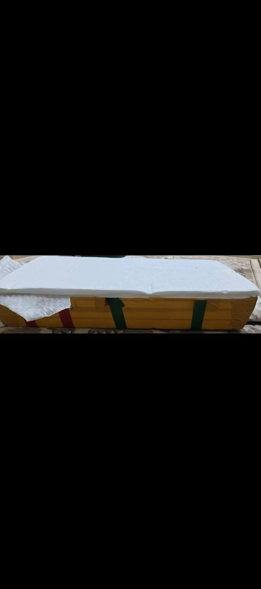 المحروس بهالشكل لونه يتغير حسب الإضاءة المهم
كيتار اكوستك
الفنكربورد من خشب الايبوني افضل انواع الاخشاب
أوتار نحاس
مزين بالصدف الحقيقي من كل الجوانب( انتيكا رائعه جدا) السعر 6ورقات


**إذا كنت صاحب هذا الإعلان وتريد حذفه لأي سبب، رجاءا أرسل رسالة إلى الدعم الفني**
