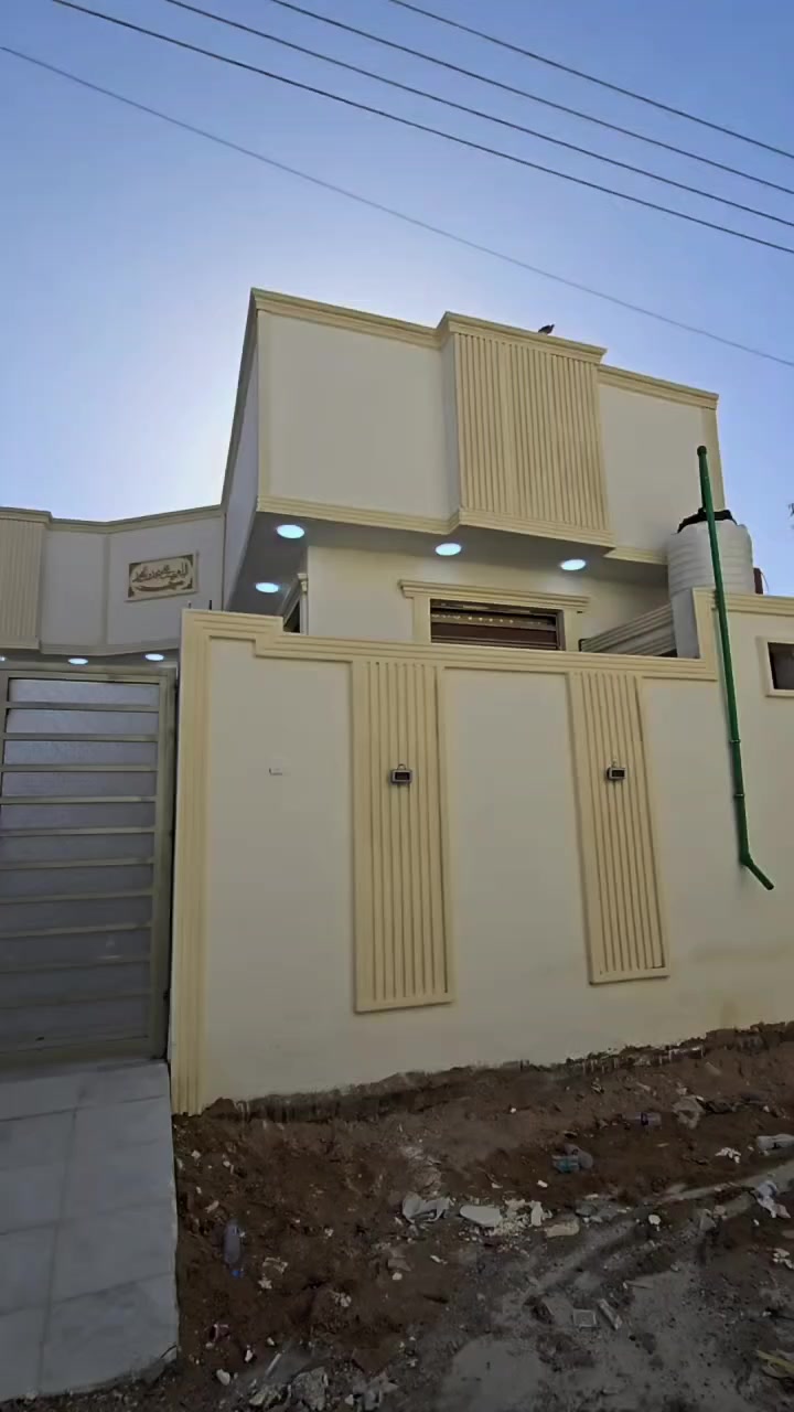 🏡 دار سكن للبيع – جاهز للسكن
📐 المساحة: 200 متر

🛏️ يحتوي على:

3 غرف منام

ديوان

صالة

مطبخ

صحيات داخلي وخارجي

دار ركن عليه شارعين 10متر  و8متر 

📍 العنوان: أبو الخصيب – حي الجوادين مقابيل صناعيه

 حمدان يبعد عن طريق الفوك و الخدمي  400متر 

💰 السعر: 125 (قابل للتفاوض)

تفاصيل اكثر اتصال برقم

***********
