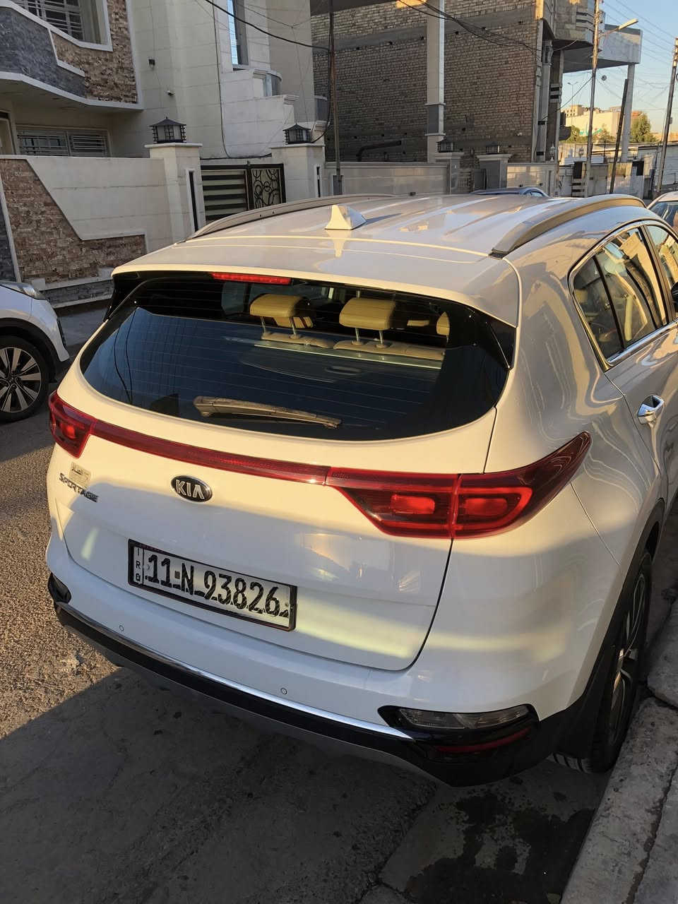 كيا سبورتج خليجي  21 اسلام شركة ماشية 31 الف كيلو السيارة مكفولة من كل شي مواصفات بصمة مري شفط قطعتين تبريد كشن كهربائي السعر 22 الف ابو بية مجال تلفون *********** واتساب او عادي تحياتي
