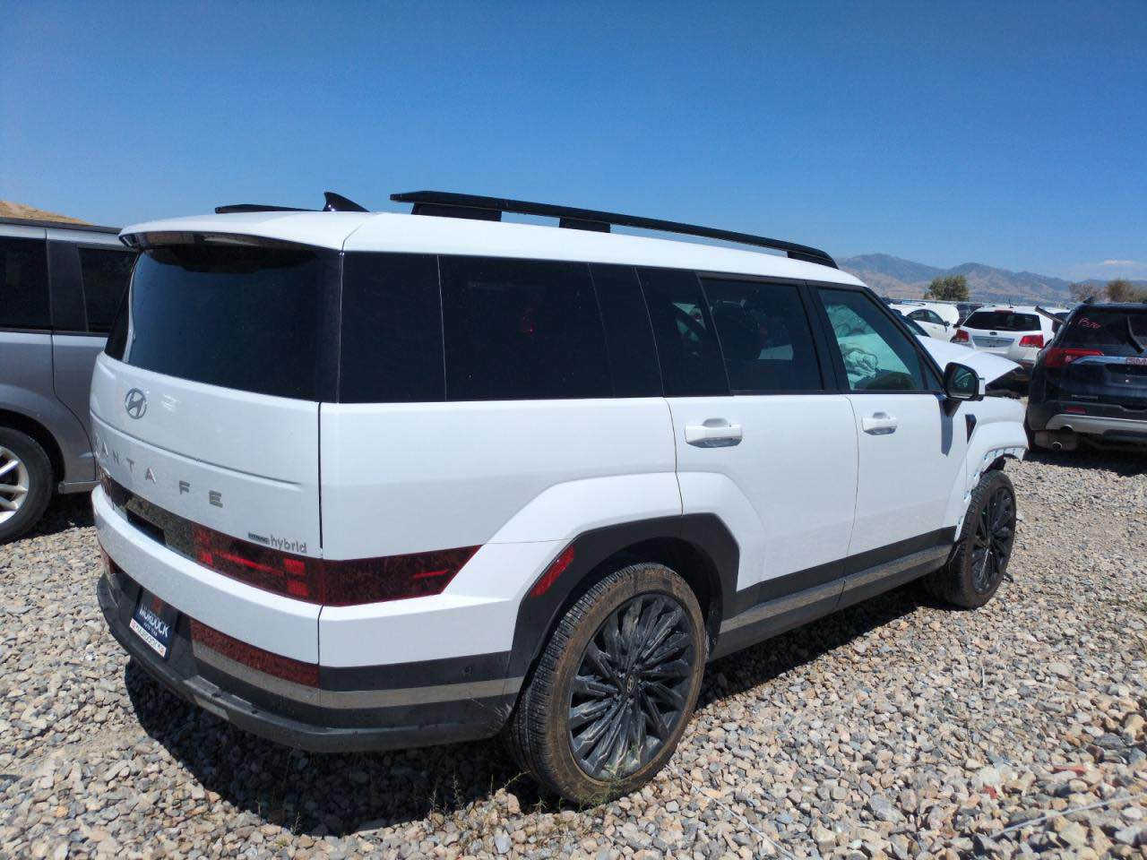 سنتافي 2025لمتد زيرو 
ماشيه اقل الالف 

محرك هايبرد  1.6 توربو  اسرع من البانزين  واقتصاديه بمعنى الكلمه 

 

المواصفات فول لمتد 

اللون ابيض 

السياره موجوده عند مكتب مزادات  

الي يحب يتواصل ويايه ويدلل 

السعر. 225 بدون تصليح تستلم 

 داخل بام قصر  

رقمها مجاني من الدوله 

مدة الوصول 5 ايام 

*********** حلة, بابل
