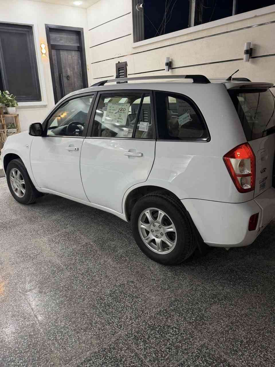 السلام عليكم من رخصه الادمن سياره شيري تيكو 2013 مكفوله من الضربه والتبديل تبريد شغال ثلج ❄️ رقم بغداد الجديد سياره نضيفه بمعنى الكلمه العنوان بغداد رقم الهاتف ***********
