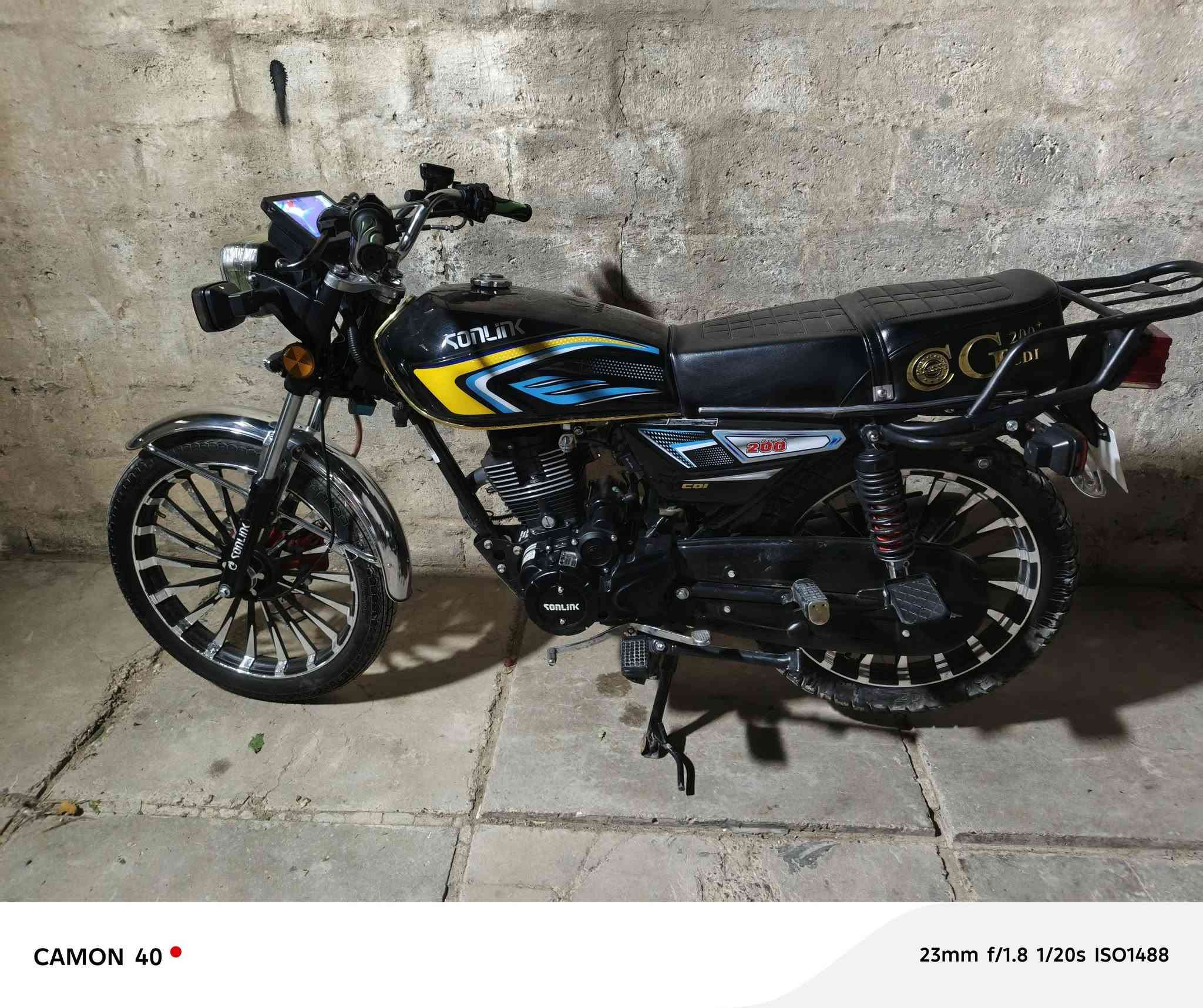 السلام عليكم دراجه موديل 2025 سويتشات 2 تشغيل على البعد دراجه جديده مكانه بغداد الشعله سعر 750 وبيها مجال في غليل***********
