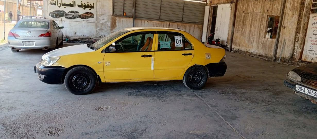 لانسر موديل 2010 رقم بغداد مصفره هيئه وغرامات جاهزه تبريد تدفئه كله فول مناقصه اي شي هلالات خياسات بيهن فقط لا غيره الشراي يتصل ***********
