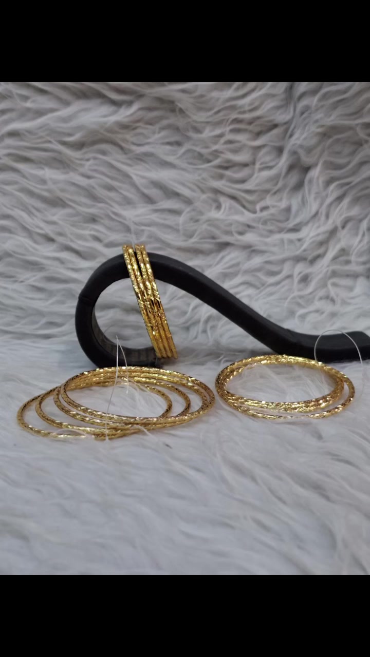 مجموعه اكسسوارات من ذهب البرازيلي🔥
للحجز والاستفسار مراسله الصفحه ❤️‍🔥❤️‍🔥
#تجدونها  في محل كاردنيا 💖💖
العنوان 💐💐
 #الانبار - قضاء عنه - مول عنه الجديد 
توجد خدمه توصيل مجاني داخل القضاء 🚘🚘
توجد خدمه توصيل الى الاقضيه المجاوره 🚖🚖
توجد خدمه توصيل الى جميع المحافظات 🚖🚖


**إذا كنت صاحب هذا الإعلان وتريد حذفه لأي سبب، رجاءا أرسل رسالة إلى الدعم الفني**