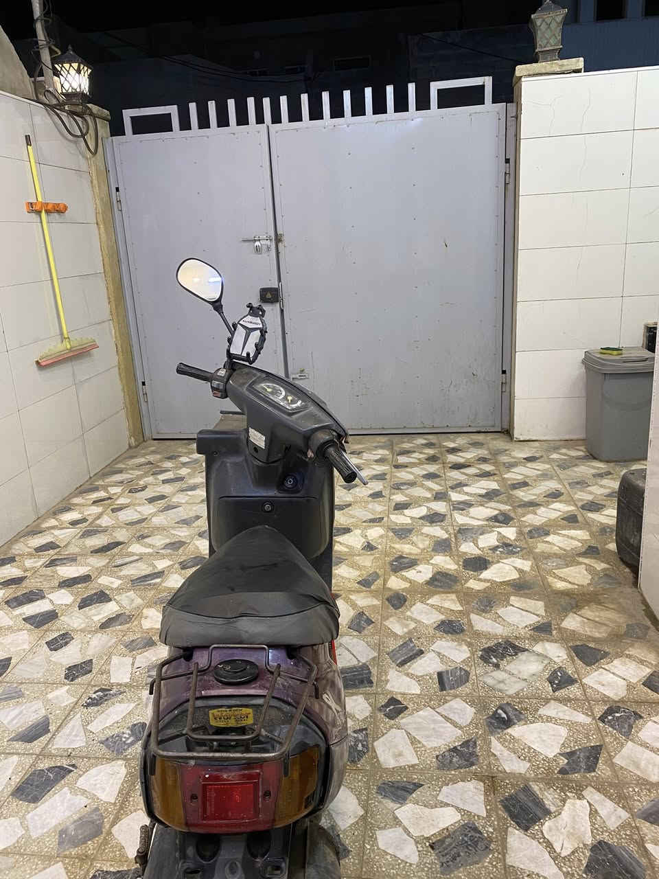 سلام عليكم
ماطور للبيع ويرهم مراوس 
ماطور شاصي شرط 
شرط مكينه مامفتوحه 
كهربايات شغاله اشاير سلف كلو شغال 
ربع ماتصرف عليه 
السعر ٢٥٠ وبي محال للطيبين


**إذا كنت صاحب هذا الإعلان وتريد حذفه لأي سبب، رجاءا أرسل رسالة إلى الدعم الفني**