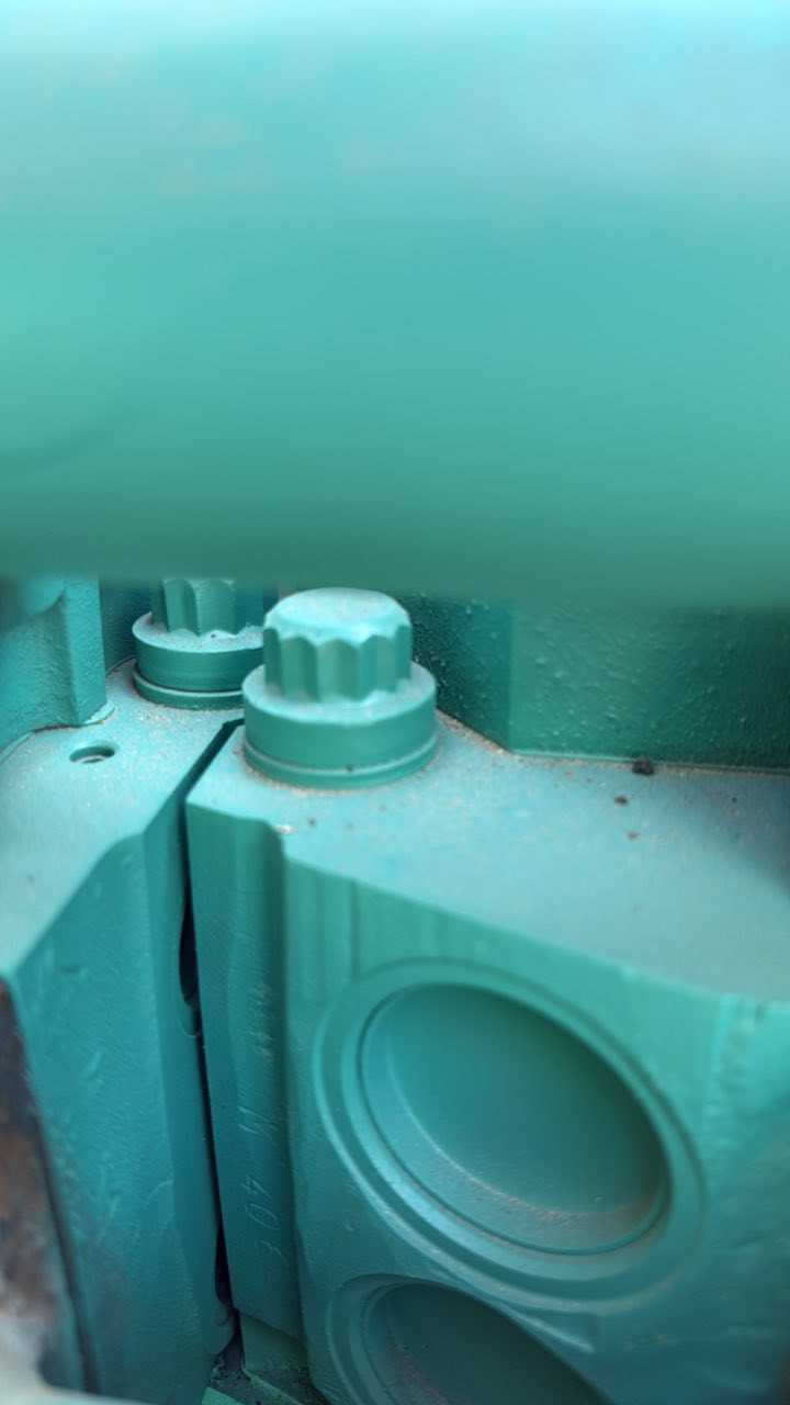 السلام عليكم كمنز KT19   امريكية اصليلة شرط ولا برغي مفتوح  Kv500  التواصل ***********
