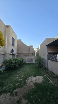 للبيع بيت مساحه ٣٠٠ طابو صرف الامين مقابيل اسواق بنيه الواجه ٢٠ نزال ١...