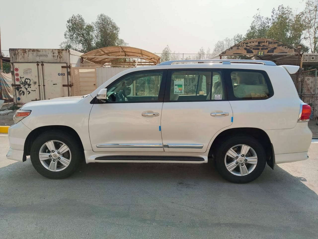 السلام عليكم للبيع لأندكروز موديل٢٠١٤  GXR  بغداد بأسمي تحويل ثاني يوم
فول مواصفات 1/1

حساس امامي

حساس خلفي

بصمه تشغيل

بصمه ابواب

فتحه سلايت

كشنات جلد اصلي

كشن كهرباء ثلاث دكم

محرك V6

تشغيل عن بعد

8 ايرباك 

زراكات لايت 

مري شفط و قلاب 

مثبت سرعه 

سبعه راكب 

ثلاث قطع تبريد 

تحكمات ستيرن كامله 

4كامرات 

مطفايه حريق 

وباقي مواصفات معروفه.  
مكينة وكير مكفولات
كشر  مكفول من الضربه والتبديل والصبغ
فقط بارد سحب 
للاستفسار ***********
