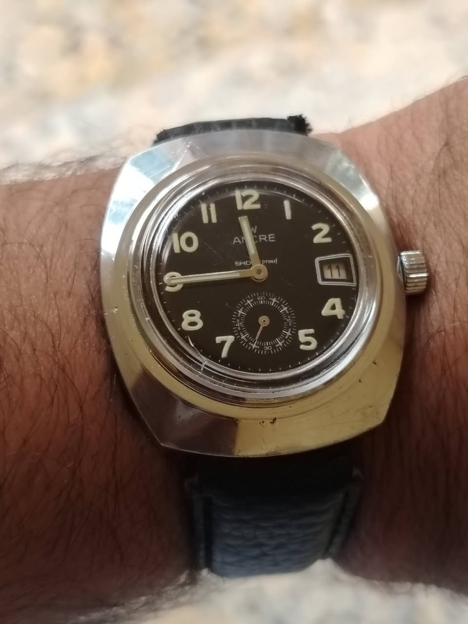 ساعة Ancre
سويسري فرسني مشترك

تكويك

سنتر ثواني منفصل

السعر 75 الف دينار

يوجد توصيل لكافة محافظات العراق


**إذا كنت صاحب هذا الإعلان وتريد حذفه لأي سبب، رجاءا أرسل رسالة إلى الدعم الفني**