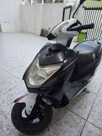 اخوان درجه سكنس البيع درجه مامفتوح اي عيب مابيه لاصرف ولا بخار درجه بس...