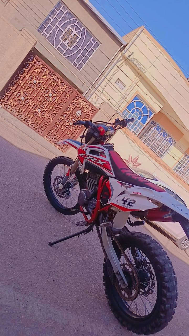 دراجه crx موديل 25 محرك 300 نظافه فول مكفوله مكاني النجف *********** النجف, العراق
