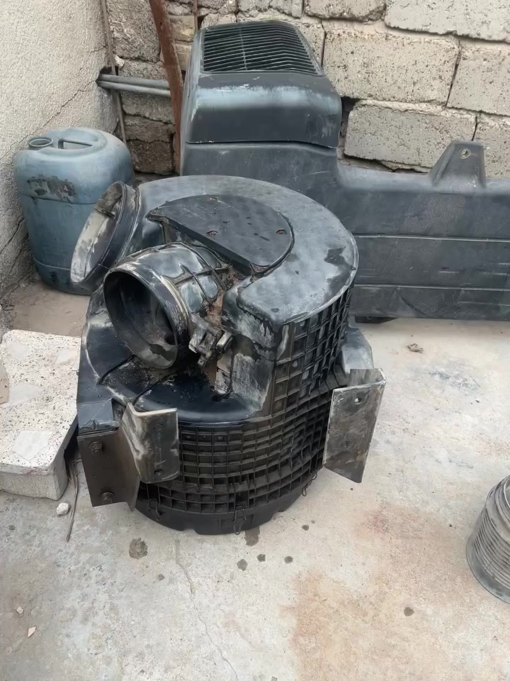 للبيع شوته اكتروز شمعه 8Vسلندر كامله مكمله هيه وتفرعاته 
التحيه والقواعد كله كامله 
مكانه بغداد الحريه 
سعر ٢٢٥وبيه مجال
رقمي ***********
