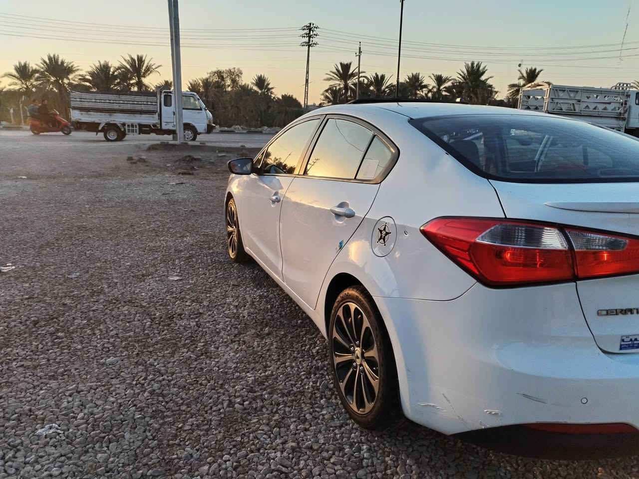 سيراتو ٢٠١٤ مكينه ٢٠٠٠ بيهة ٣ قطع بدون دواخل *********** نجف مشخاب
