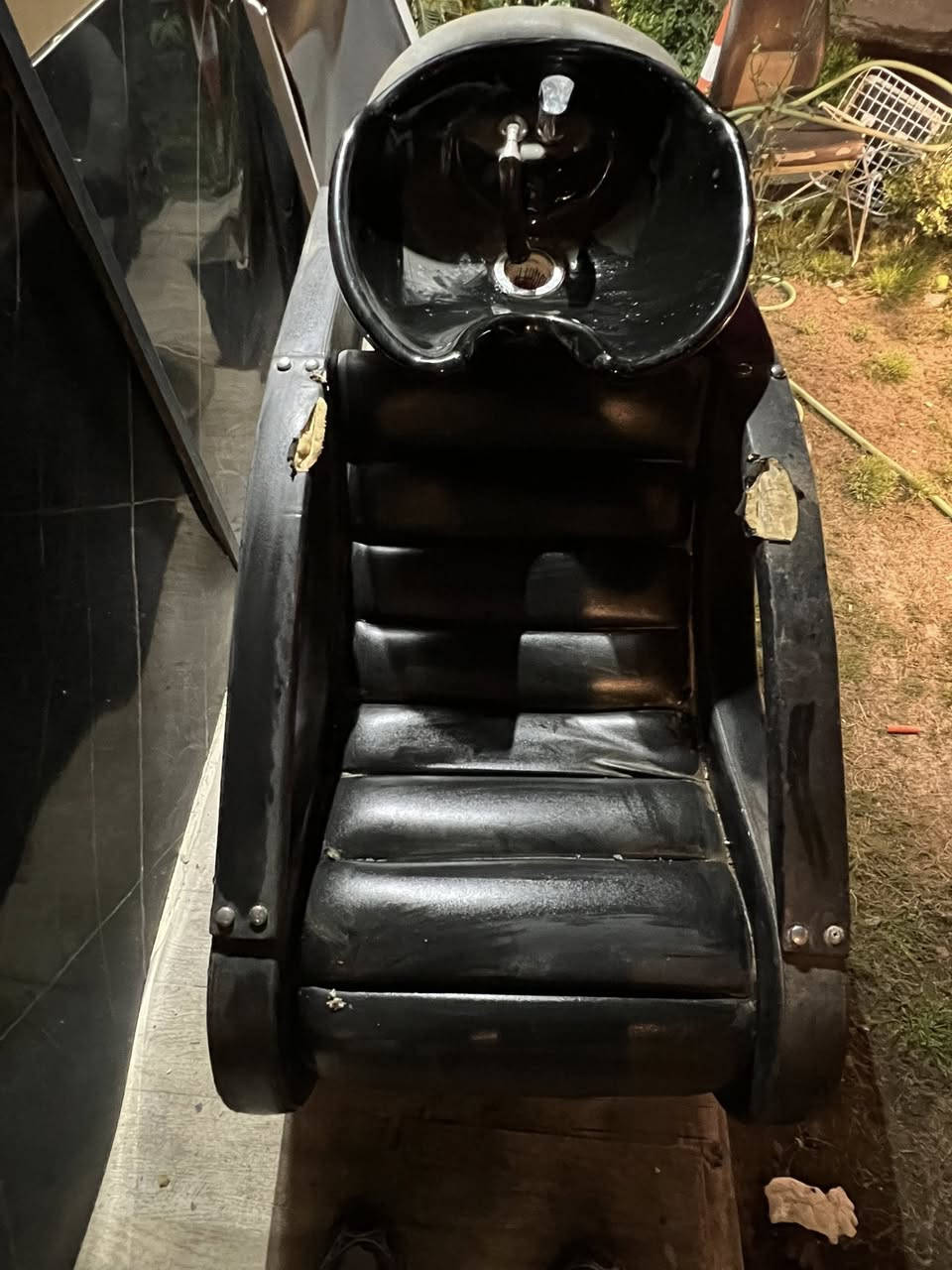 مغسله للبيع كرسي حلاقه للبيع *********** العنوان اليرموك
