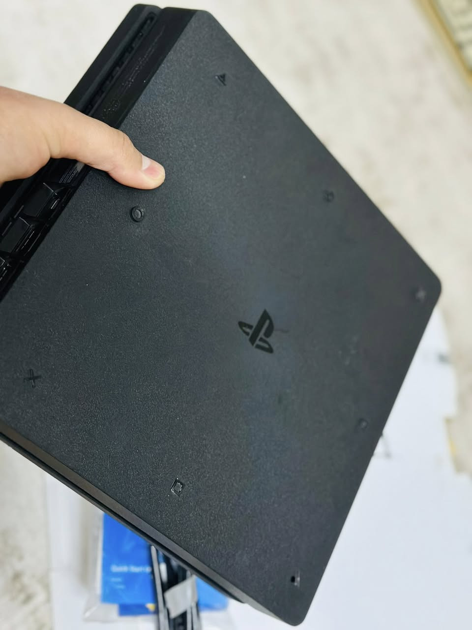 السلام عليكم ps4 سلم مهكر قرص للبيع نضام 12
مبدل هارد شركة Sony الاصلي مفتوح تنضيف فقط 
جوستكات ثنين واحد اصلي و ثاني تجاري مع ست العاب محمله بالجهاز ذاكره 512 مداخل الا HD كله شغال السعر خاص…


**إذا كنت صاحب هذا الإعلان وتريد حذفه لأي سبب، رجاءا أرسل رسالة إلى الدعم الفني**
