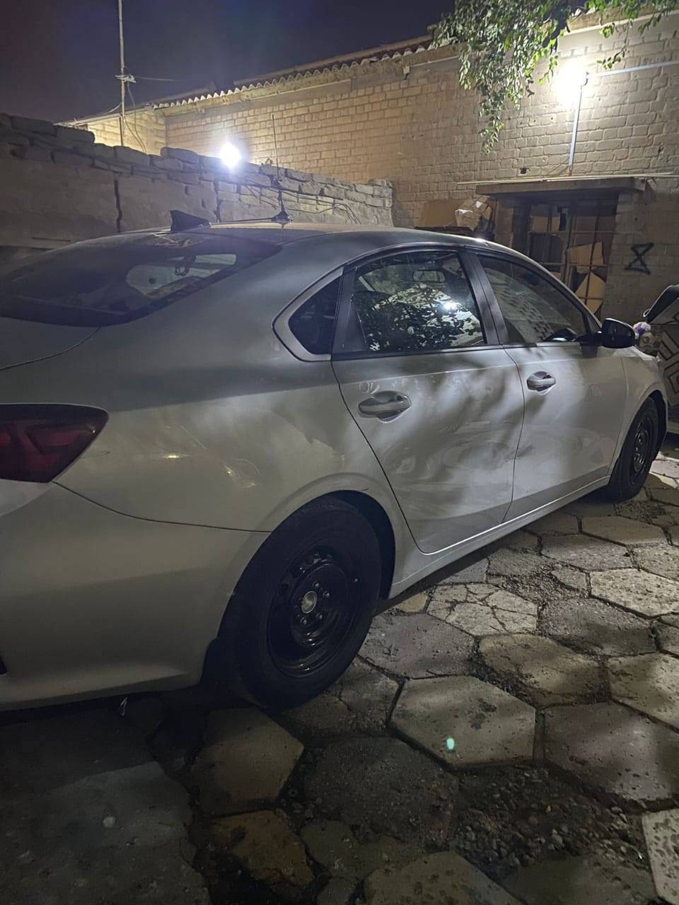 فورتي 21 معوقين بغداد جاهزه للوكاله بئسم بنيه سياره جديده دخول 23 ماشيه 80..  كير محور AT المرغوب سياره حادثه جاملق وبنيد خفيف بس بنيد وجاملغ  مصبوغ     سياره جديده وحلا من صور. دوشمه كشنات + ارضيات كامره رادار امامي + خلفي تخم تاير جديد من هاذ دلوب لياباني ما عايزه شي سياره مكاني بصره سعر 120. رقمي ***********
