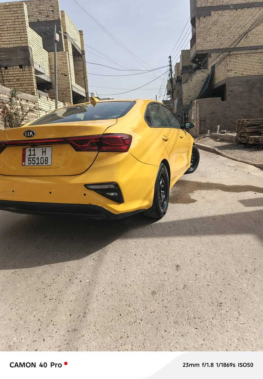 فورتي 2019 للبيع كير AT حادثهة بأمريكا جاملغ  أمامي بدون دواخل وبل عراق جاملغ خلفي السياره خير من الله سبورت شاشه جبيره نص فول كير مكينه مكفولات تبريد حداديه صدر جديد تخم تاير جديد السعر,120 مكاني بغداد العبيدي غير متواجد عل فيس رقم الهاتف/***********
