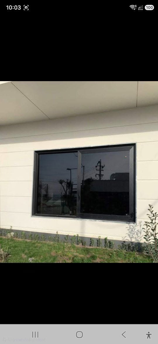 أضف لمسة من الفخامة والعصرية إلى مساحتك الخاصة. 🏠✨ نقدم لكم أرقى تصاميم الألمنيوم التي تجمع بين متانة الهيكل وأناقة التصميم. سواء كنت تبحث عن نوافذ سحاب (Sliding) لتوفر المساحة، أو أبواب ذات تصميم هندسي مميز، لدينا الحل المثالي الذي يناسب ذوقك.
​جودة عالية في التصنيع.
​عزل ممتاز للصوت والحرارة.
​تشكيلة متنوعة من الألوان والتصاميم العصرية.
تواصل معنا اليوم لتحويل منزلك إلى تحفة فنية!"  
 [***********_***********] 
الفرع الاول : لبنان ، بيروت ، شارع حمد
موقعنا: الفرع الثاني : بغداد التاجي
الفرع الثالث: الكريعات
الفرع الرابع: ديالى بعقوبة
#تصميم_داخلي#زجاج_بانوراما#مقاولات#ديكور#العراق
