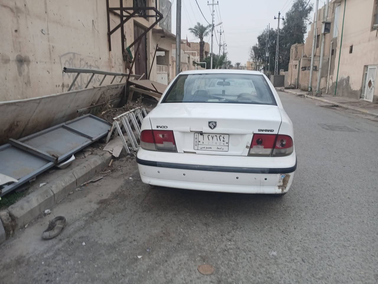 السلام عليكم سمند 2011 كير ومكينه خير من الله تخم تاير خط ابيض جديد تبريد ثلاجه باتري جديد كهربائيات كلها شغاله حداديه نضيفه مابيها نقص اي شي خير من الله السياره جاهزه ملاحظه السياره مصبوغه عام اثر جراد واكعه القمريه ع قماره ومصبوغه ابيع عام مكان السياره كوت مركز مدينه السعر ٣٠ وبيها مجال بسيط رقم ***********
