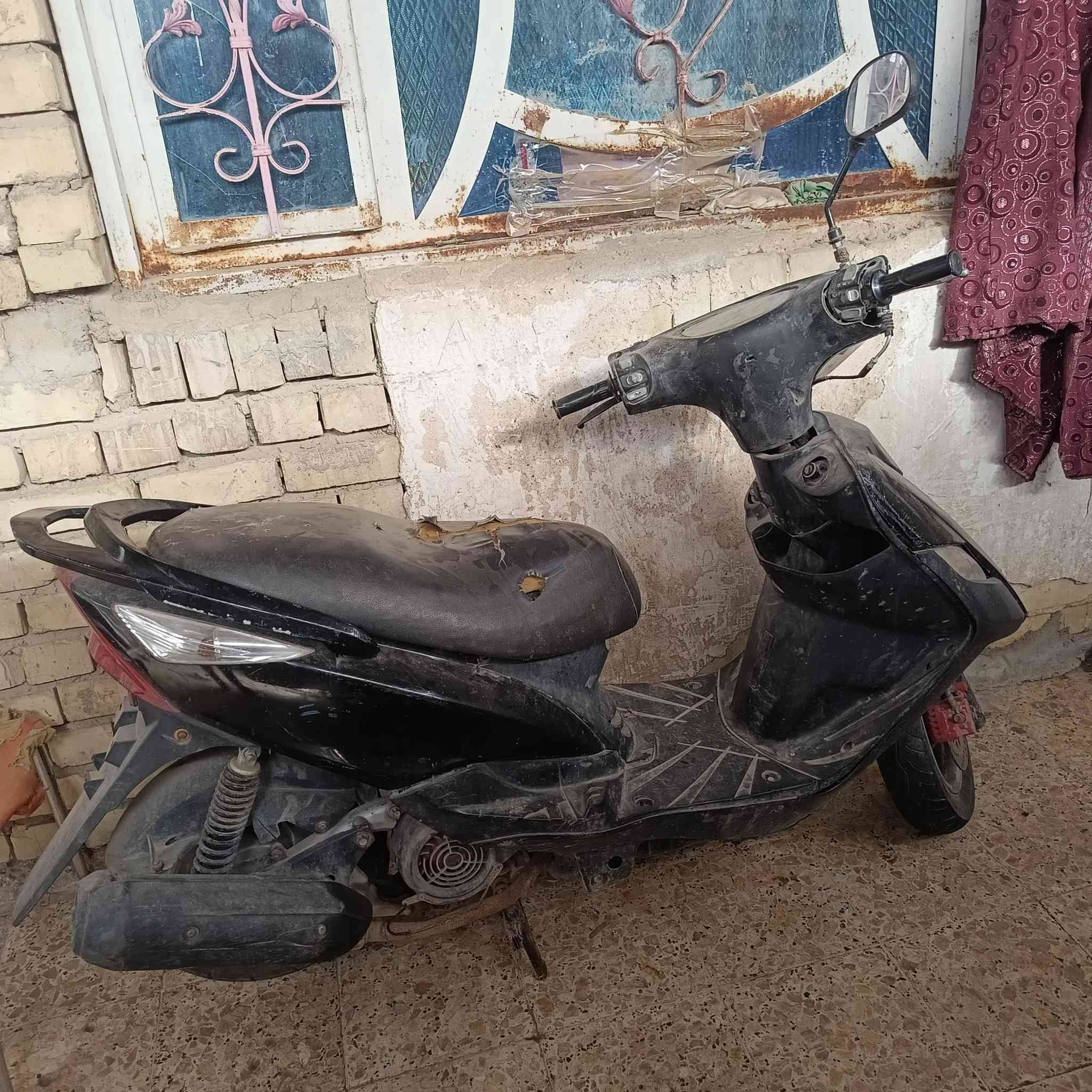 دراجة ثعلب سعر 225 كهربائيات كلهه جديدة نقصهه بس ولف دراجة نضيفه الله شاهد
رقم هاتف ***********
