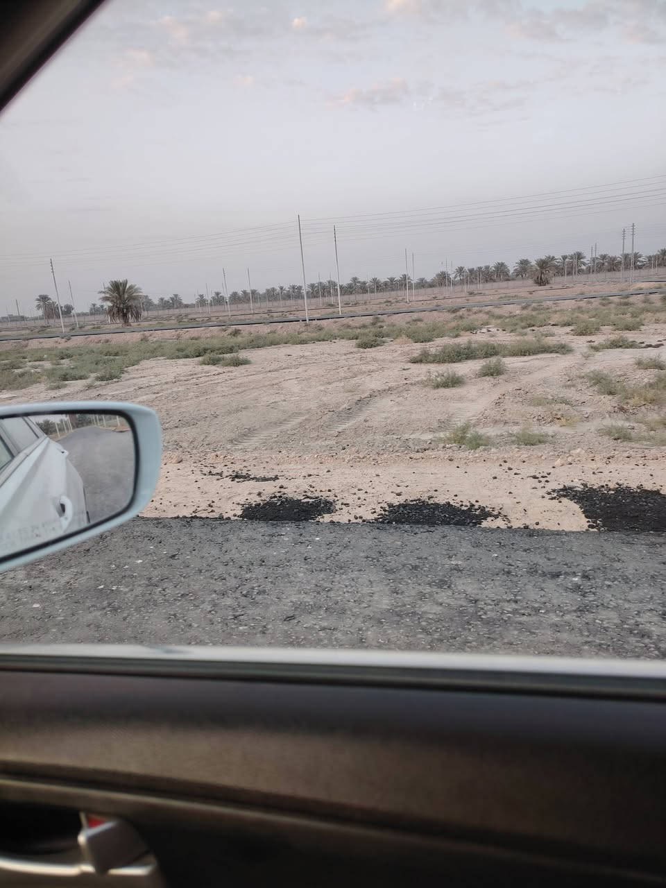 قطعه للبيع مجمع امرتب طابو زارعي صرف خلف جامعة المستقبل المساحة 200 رقم القطعة 441 شوارع كله 10 متر واجهة القطعه 10متر نزال 20 للاستفسار الاتصال ***********
