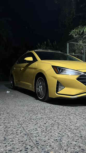 السلام عليكم 
النترة تكسي 2020
صدر جديد  تخم تاير وويل جديد 
دوشمه جديد
گير ومكينه شرط الفحص
منضومه غاز( جديدة قبل شهرين)
شاشه كبيرة
كاميرا 
رادارات امامي خلفي وجانبي
ربع متصرف عليها
صور حادثها بالمنشور( بنيد وجاملغ فقط) 

***********
