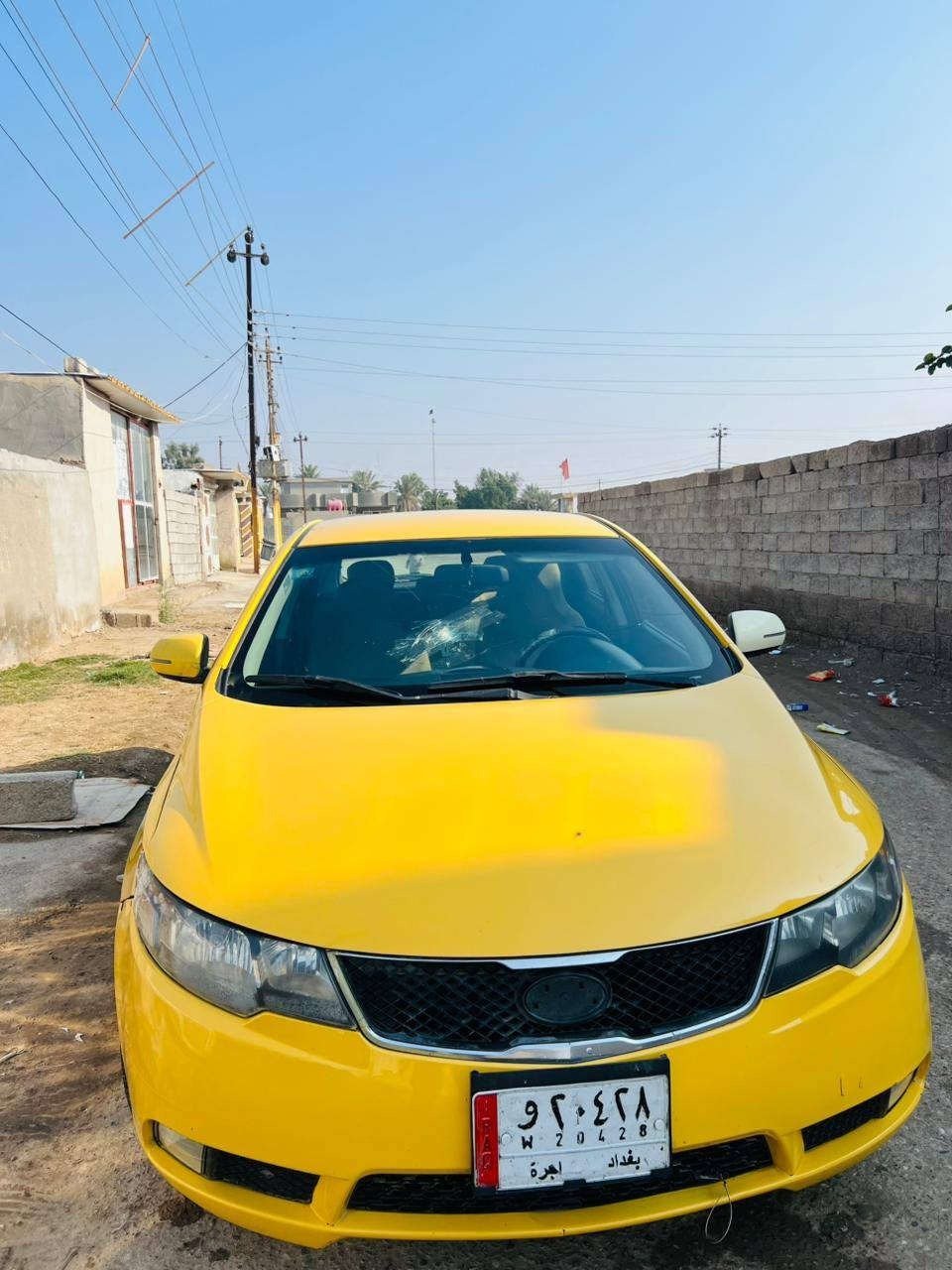 كيا فورتي صفرة تكسي بسمي كير عادي موديل 12هاج باك محرك الفين دوش تبريد شغال مصفرة  هيه وغرامات لل 28 للبيع أو مراوس حسب مكان بغداد قرب مجمع بسمايه السكني ***********
