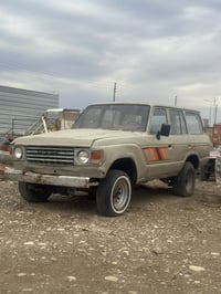 لاندكروز • بدون رقم • كوم حديد