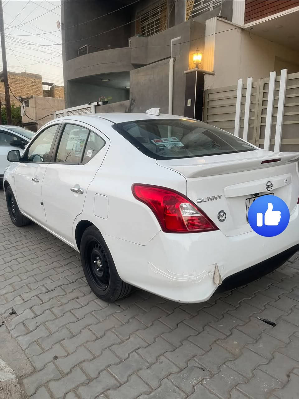 نيسان سني  هندي موديل 2024
ماشيه 20الف مدوشمه ارضيه وتنته وكشنات 
سياره جديده ومناقصه كلشي مكفوله من كلشي رقم بغداد 
السعر 122 وبيه مجال 
***********
