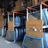 زجاج سيارات • خدمة موقعيه • ضمان حقيقي