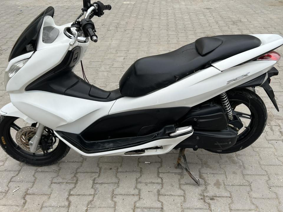 bcx جيل اول ياباني Jf مال رنبه 

مكينه برغي ممفتوح بيها شلعه معدل خير من الله 

تخم تاير البلادي مالها  كل نقص مابيها 

 

السعر. مليون / 500

مدينه الصدر 

    ***********
