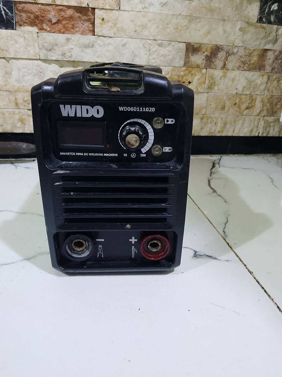 السلام عليكم. 
عدد كهربائيه للبيع كلهن شغلات وكل خلل مابي وشرط الفحص الاسعار والتفاصيل مذكوره داخل الصور 
يوجد توصيل لكفافه محافظات العراق وبغداد 5 آلاف 
*********** يوجد واتساب
