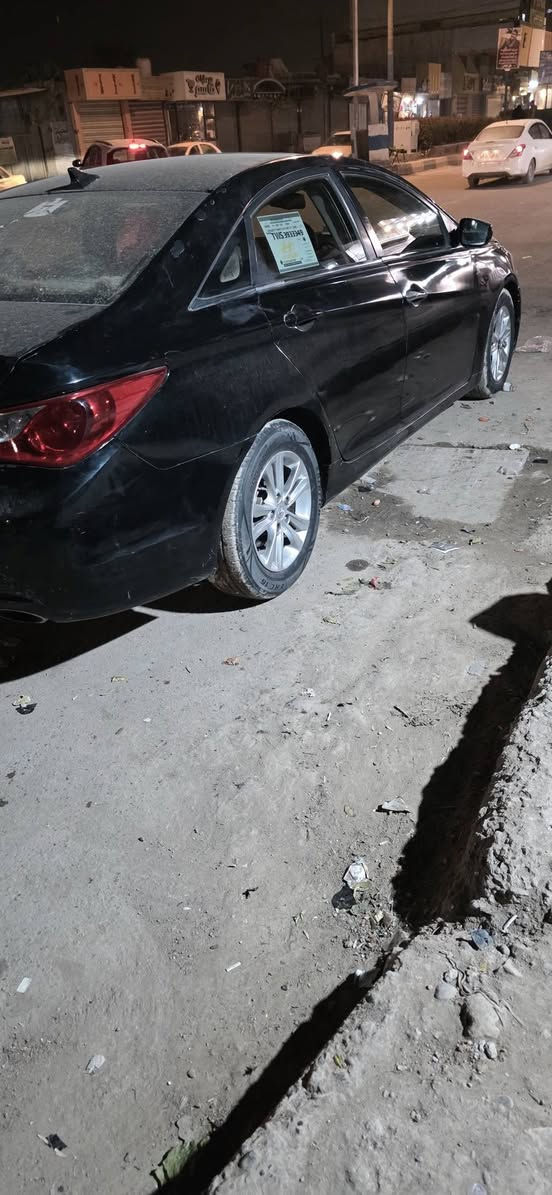 سلام عليكم
سوناتا 2011 للبيع امريكيه بيه ضربه الجاملغ الخلفي عكس السايق رقم بغداد ابيع حزام محرك 2400 GD السعر 93 وبيه مجال مكان حله قرب جسر الهنود غير متواجد ع الفيس  للاستفسار اتصل ***********
