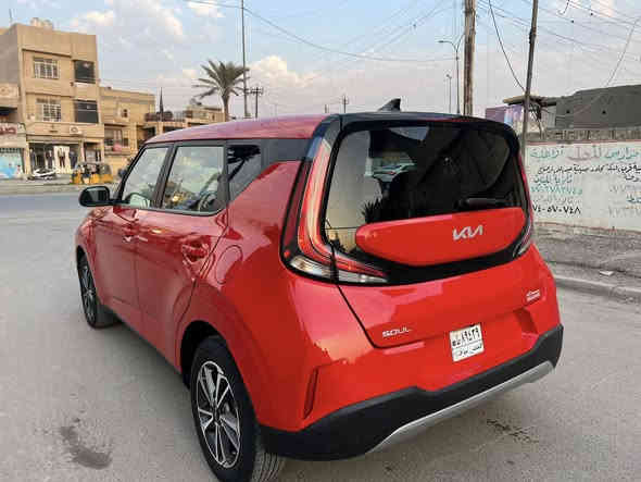 السلام عليكم
كيا صول 2023 وارد امريكي حادث مرفق بصور  (قطعتين صبغ فقط الباقي كفاله حته الدعاميات بدون صبغ ) 
دخول جديد بدون رقم. تترقم جميع المحافضات 
السعر 137 وبيه مجال للشراي 
مكينه 2000 دووش 
رادار امامي وخلفي 
تحديد مسار  
قياده ذاتيه 
ثلاث انضمه قياده 
شاشه جبيره  وكامره دواره 
شاشه تدعم ابل كاربلي وشاشه اعطال 
فول تحكم ستيرن 
ماشيه 40 ميل 
مكينه وكير وصدر وتبريد لغود وشواصي كلهن كفاله عامه 
الي  يحب ارقمه اله ماكو مشكله 
ينضاف حساب الرقم واسلمه سنويه بسمه
مكاني بغداد مدينه الصدر 
 للستفسار ***********
