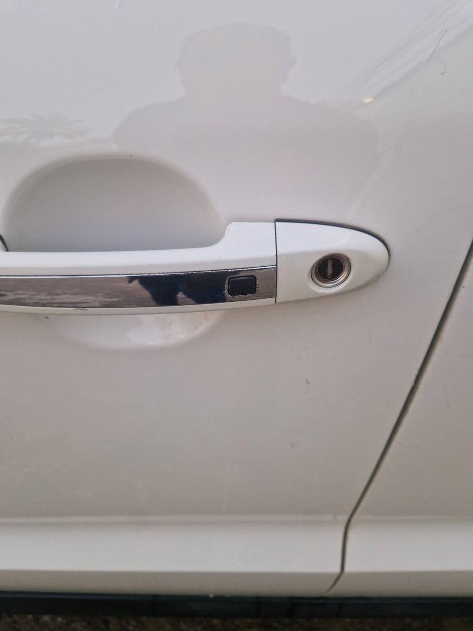 سنتافيا 2011
خليجي
فول الفول
حته فور ويل
بدون صبغ
فقط دعاميه خلفيه
بارد في مكانين غير ظاهر فقط في السونر يبين
صدر وتخم تاير كله نظيف
الداخل مشمشي جديد
فتحه
بصمه
جامه الاماميه جديده
فحص وهزه وسنويه جديد
محرك ٦ سلندر مفتوح
بدون راجز صباحا
ماشيه ١٦٠ الف
السعر ١٥٥  وبيه مجال
العنوان بغداد الكرخ العامريه
***********
***********
لطلب السونر اكو واتس اب
