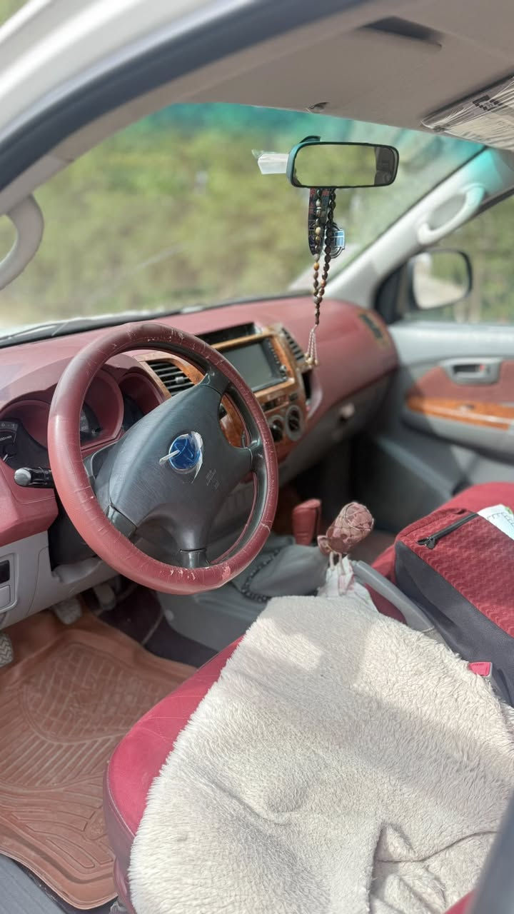 سلام عليكم
هايلوكس 2009فور ويل 

رقم سليمانيه سنويه جديده 

كير عادي مكينه وكير مضبطات 

السياره كفاله عامه من كل النواحي 

تبريد حداديه تخم تاير خير من الله 

السعر 172وبيها مجال 

الموقع صلاح الدين بلد يثرب 

***********
