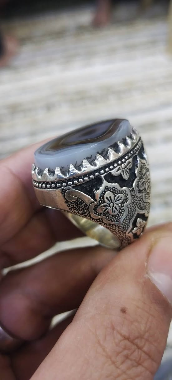 جزع قلم زني صياغة يدوية ثقيلة جدا


**إذا كنت صاحب هذا الإعلان وتريد حذفه لأي سبب، رجاءا أرسل رسالة إلى الدعم الفني**