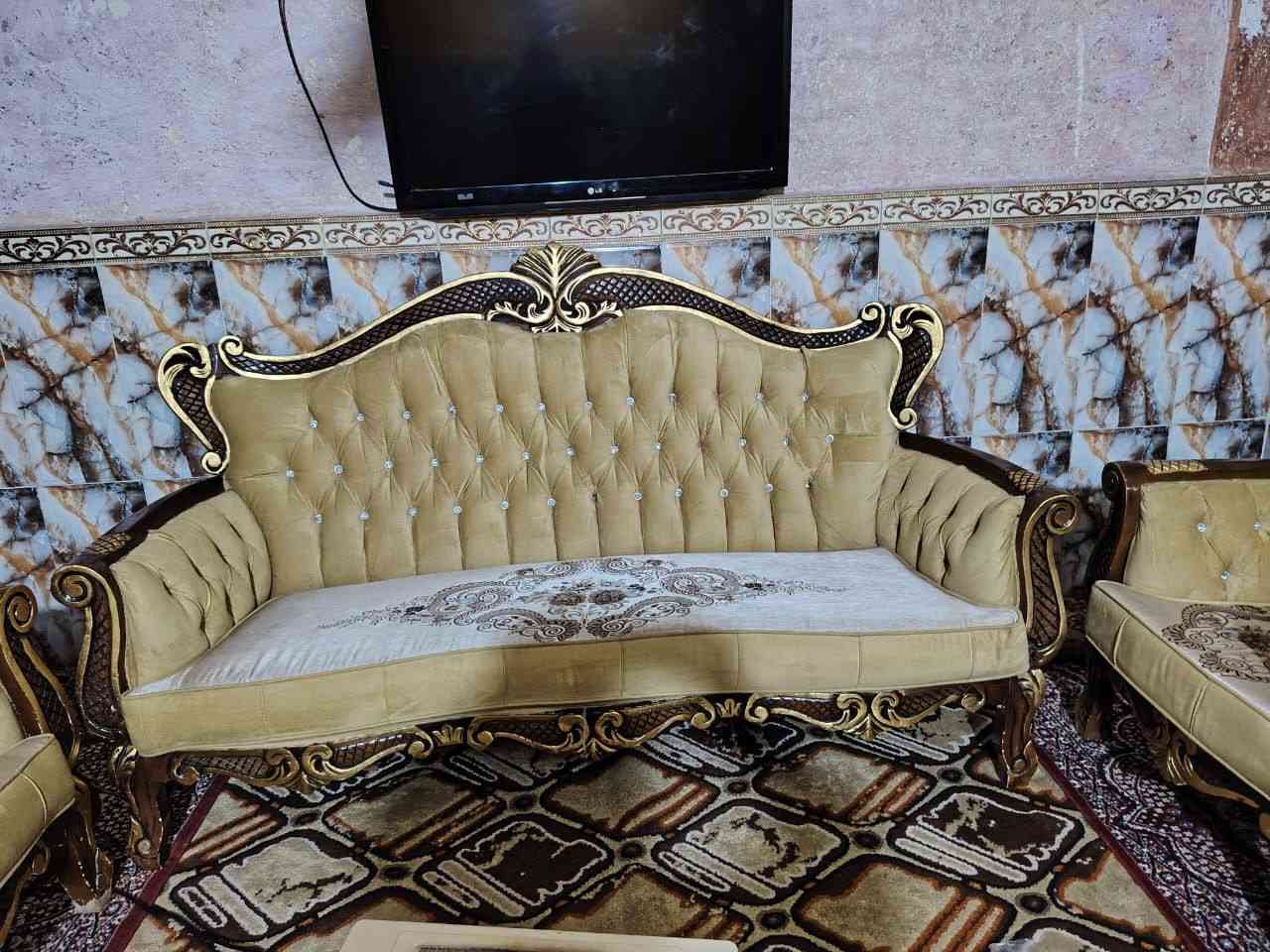 تخم نضيف اللبيع شراي يراسلهم ***********العماره
