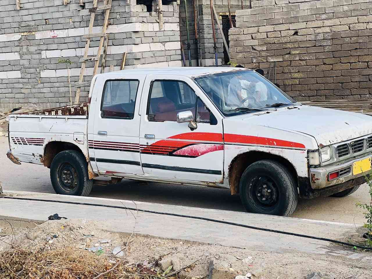 سلام عليكم اخوان سياره للبيع نيسان موديل 92رقم بغداد قديم اخوان السنويه ضايعه وبيه كتاب سيار عل بلاد مكينه بلاديه لا تنقيص ولا تبخير تخم تاير السعر ٢٥ وبيه مجال العنوان البصره قضاه الهوير ***********
